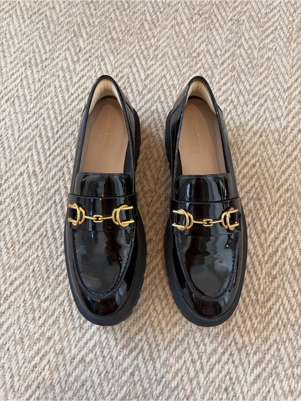 Stuart Weitzman Black Patent Loafer with Gold Chain | Size 39.5
